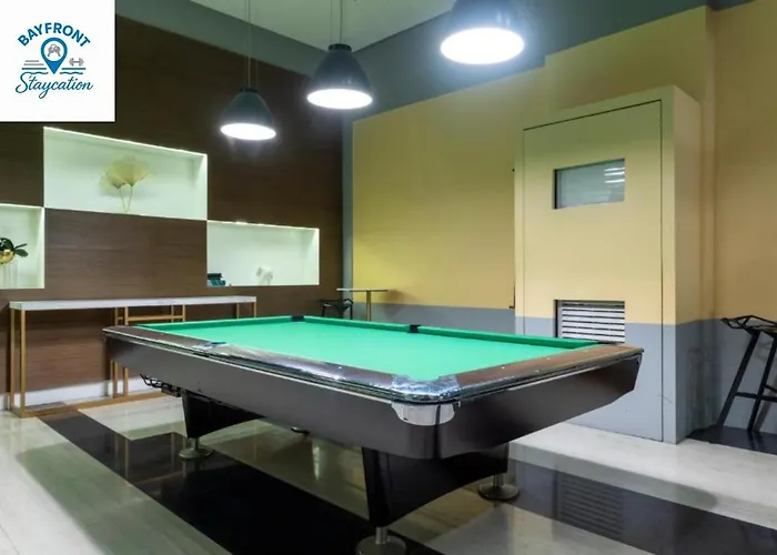 Apartment Bayfront Near Airport, Moa, Picc, Star City, Okada With Fast Wifi & Netflix Free Pool Access *