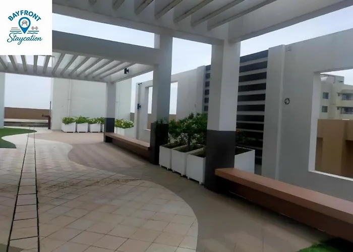 Apartment Bayfront Near Airport, Moa, Picc, Star City, Okada With Fast Wifi & Netflix Free Pool Access Manila