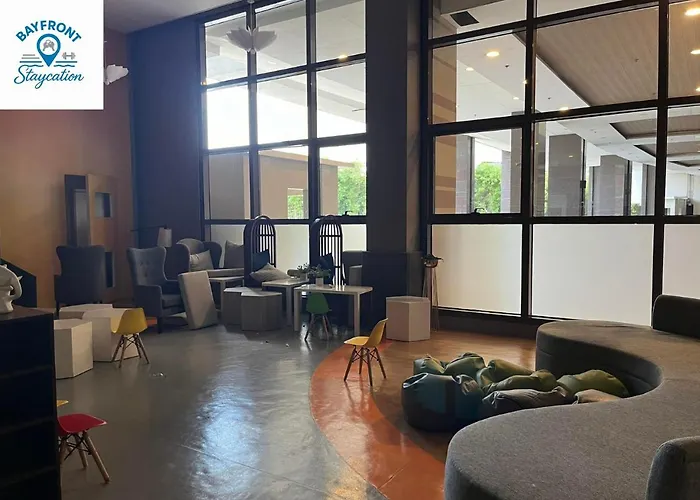 Bayfront Near Airport, Moa, Picc, Star City, Okada With Fast Wifi & Netflix Free Pool Access Apartment *