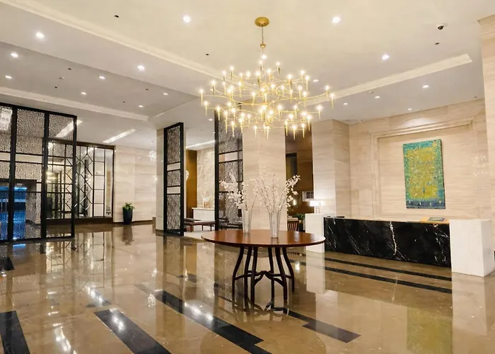 Apartment Bayfront Near Airport, Moa, Picc, Star City, Okada With Fast Wifi & Netflix Free Pool Access