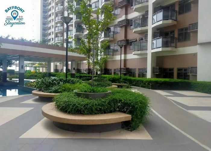 Bayfront Near Airport, Moa, Picc, Star City, Okada With Fast Wifi & Netflix Free Pool Access Apartment