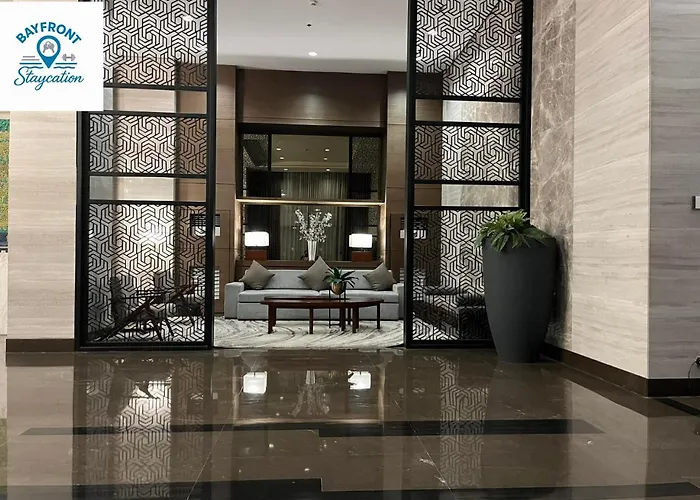 Bayfront Near Airport, Moa, Picc, Star City, Okada With Fast Wifi & Netflix Free Pool Access Apartment