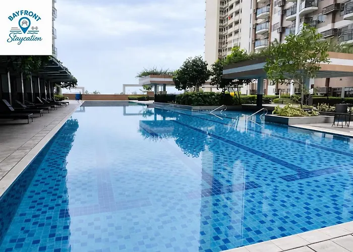 Bayfront Near Airport, Moa, Picc, Star City, Okada With Fast Wifi & Netflix Free Pool Access * Manila