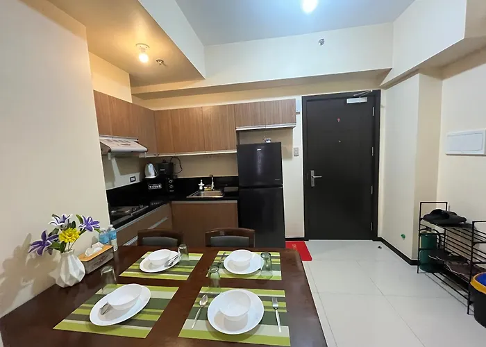 Bayfront Near Airport, Moa, Picc, Star City, Okada With Fast Wifi & Netflix Free Pool Access